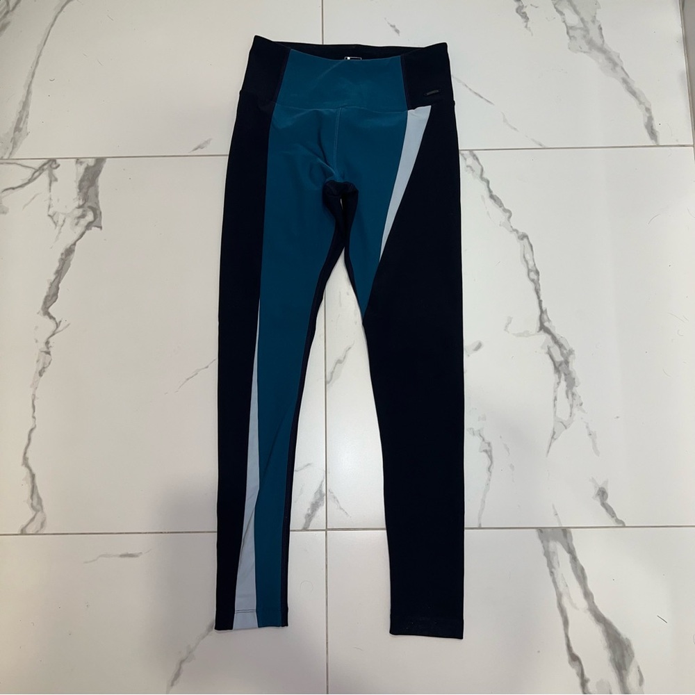 Mondetta yoga pants